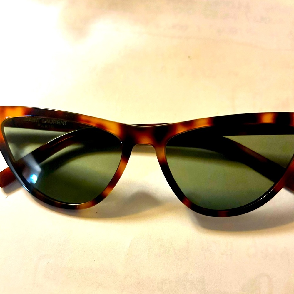 SAINT LAURENT Square-Frame Tortoiseshell Acetate Sunglasses [Case included]